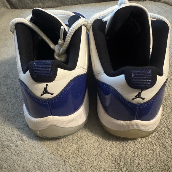 Women’s low 11s